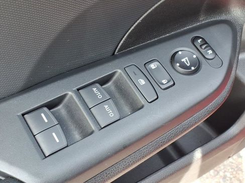 Used 2021 Honda Civic Sport image 11