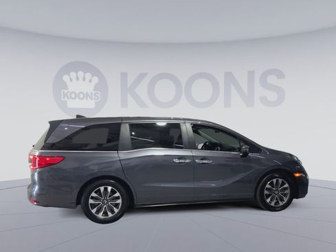 Used 2023 Honda Odyssey EX-L image 12