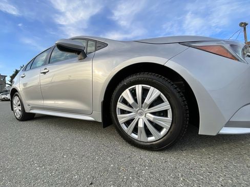 Used 2024 Toyota Corolla LE image 10