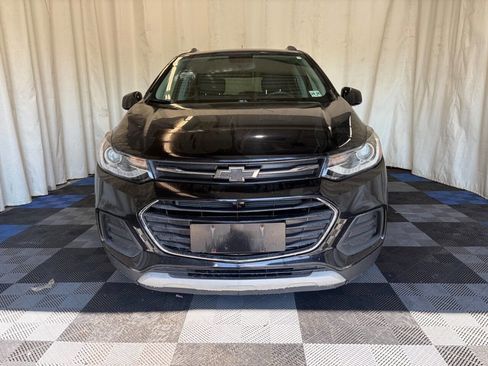 Used 2019 Chevrolet Trax LT FWD image 4