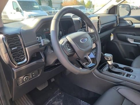 New 2025 Ford Ranger Lariat w/ FX4 Off-Road Package image 25