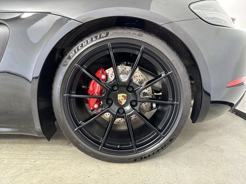 Certified 2025 Porsche 718 Boxster GTS RWD image 14