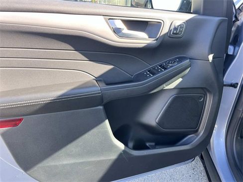 Used 2022 Ford Escape SEL w/ Technology Package image 26