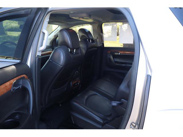 Used 2007 Saturn Outlook XR w/ Premium Trim Pkg FWD image 8