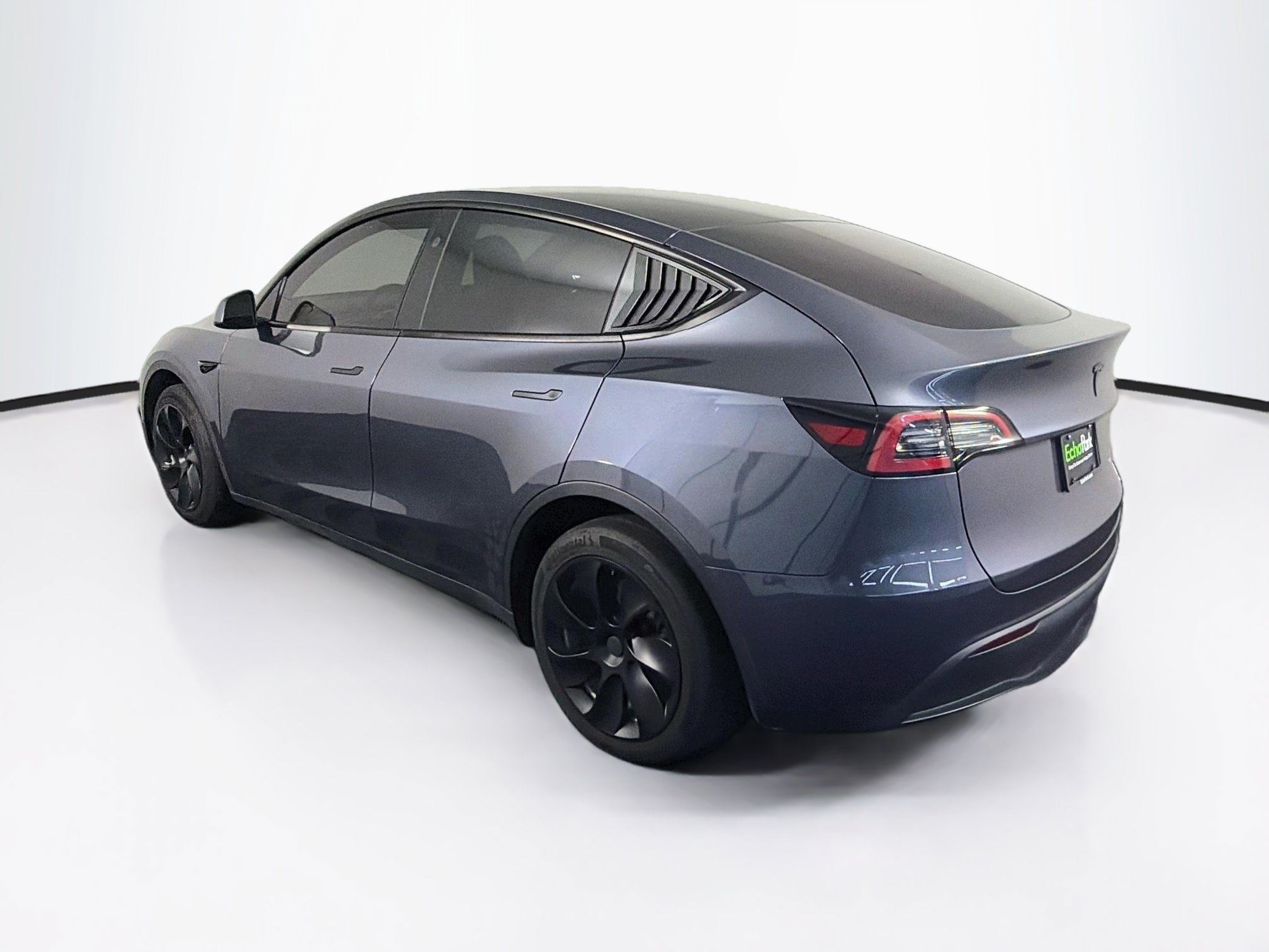 Used 2023 Tesla Model Y Long Range AWD/4WD image 5