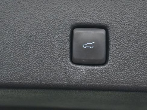 Used 2022 Ford Escape Titanium w/ Titanium Elite Package AWD/4WD image 34
