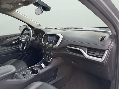 Used 2022 GMC Terrain SLT w/ Infotainment Package II image 14