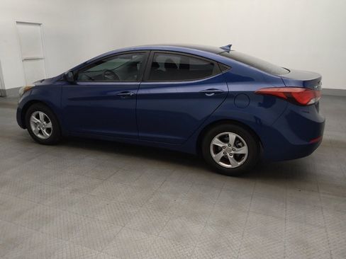 Used 2015 Hyundai Elantra SE image 3