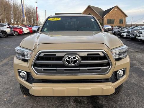 Used 2017 Toyota Tacoma Limited image 2