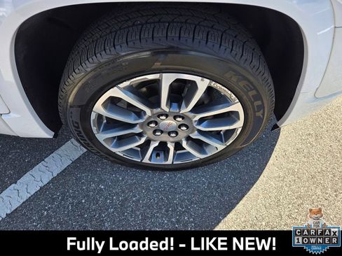 Used 2023 GMC Acadia Denali AWD/4WD image 10
