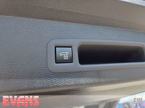 New 2026 Toyota Sienna Platinum image 33