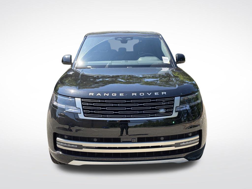 New 2026 Land Rover Range Rover Long Wheelbase SE AWD/4WD image 2