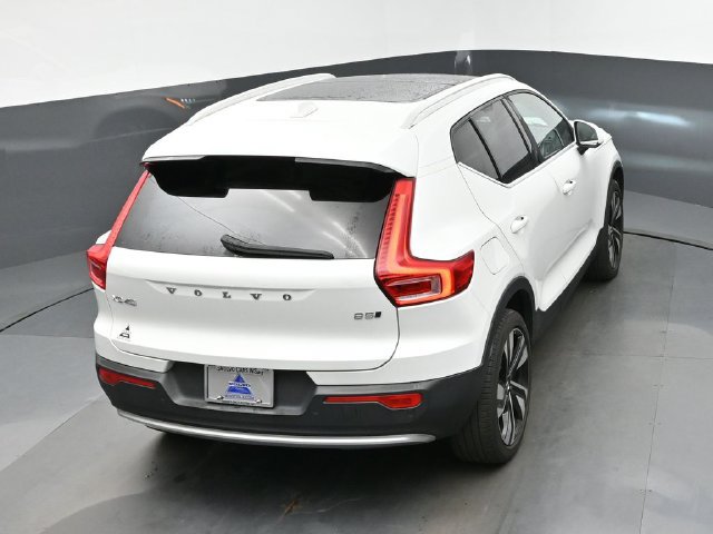 Used 2024 Volvo XC40 B5 Plus w/ Protection Package Premier AWD/4WD image 21