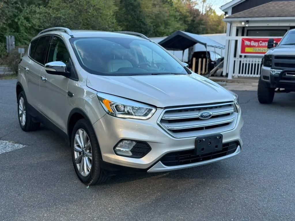 Used 2017 Ford Escape Titanium AWD/4WD image 11