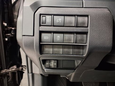 Used 2026 Toyota Tacoma SR image 22