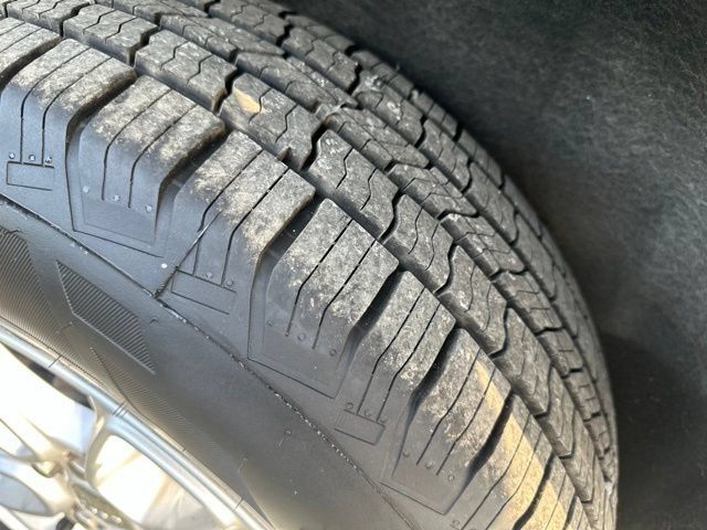 Used 2018 Jeep Grand Cherokee Laredo AWD/4WD image 7