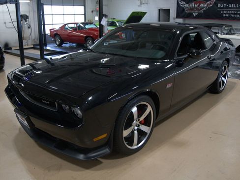 Used 2014 Dodge Challenger SRT8 w/ Harman/Kardon Audio Group image 1