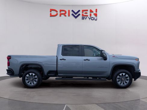 New 2026 Chevrolet Silverado 2500 Custom w/ Custom Value Package AWD/4WD image 6