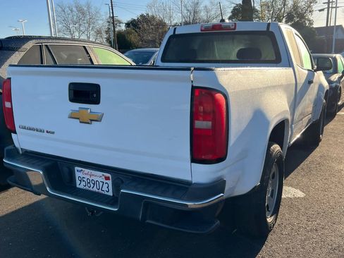 Used 2017 Chevrolet Colorado W/T w/ WT Convenience Package image 2