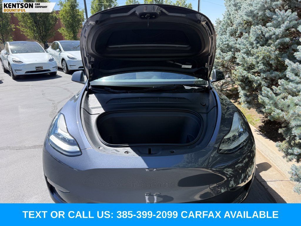 Used 2023 Tesla Model Y Long Range AWD/4WD image 33