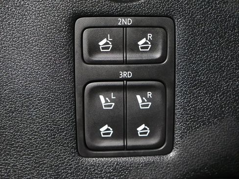 Used 2022 Hyundai Palisade Calligraphy image 30