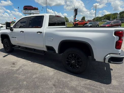 Used 2026 Chevrolet Silverado 2500 Custom w/ Custom Convenience Package AWD/4WD image 4