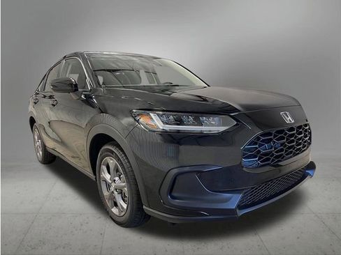 New 2026 Honda HR-V LX image 8