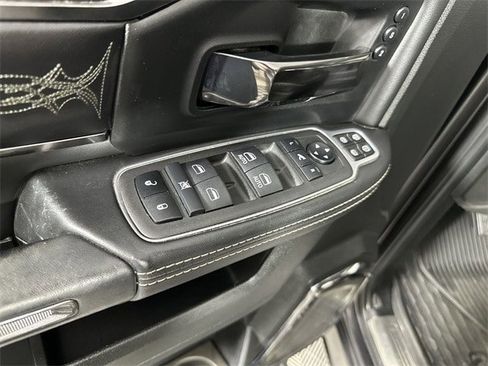 Used 2023 RAM 2500 Limited image 24