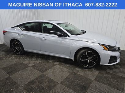 Used 2023 Nissan Altima 2.5 SR w/ SR Premium Package