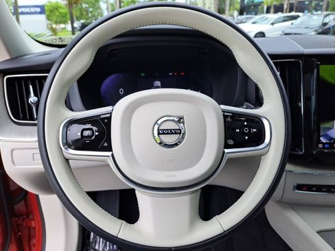 Used 2024 Volvo XC60 B5 Plus w/ Protection Package Premier image 17