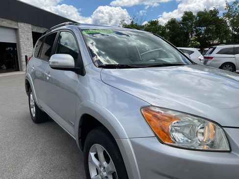 Used 2010 Toyota RAV4 Limited AWD/4WD image 11