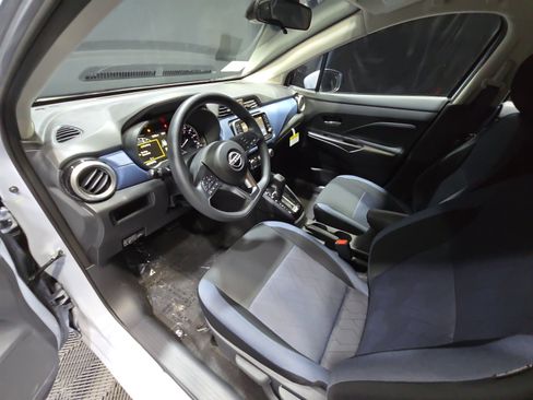 New 2025 Nissan Versa SV w/ Trunk Package image 33