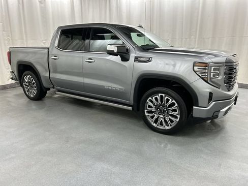 Used 2024 GMC Sierra 1500 Denali Ultimate AWD/4WD image 1