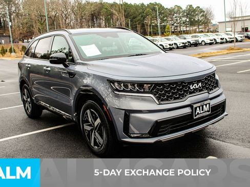 Used 2022 Kia Sorento S FWD image 4