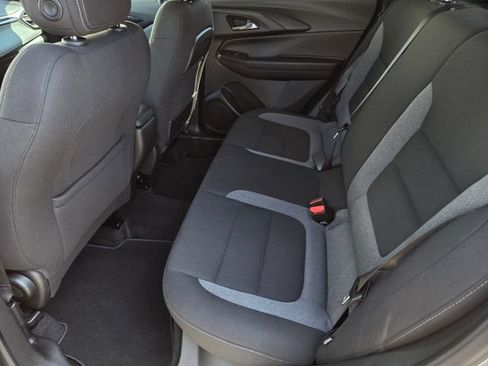 Used 2025 Chevrolet TrailBlazer LT AWD/4WD image 38