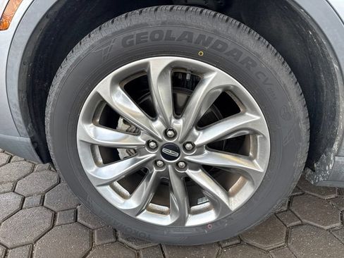 Certified 2021 Lincoln Corsair AWD w/ Premium Package image 11