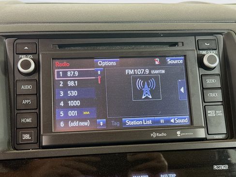 Used 2016 Toyota Sequoia Limited image 19