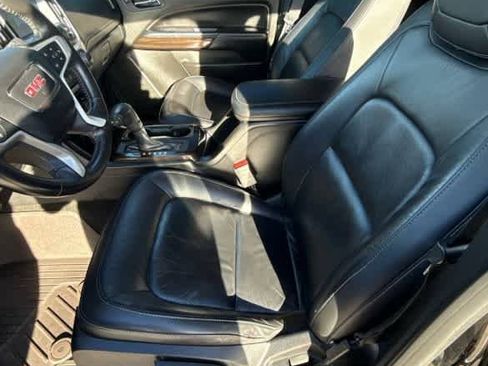 Used 2015 GMC Canyon SLT w/ Driver Alert Package image 6