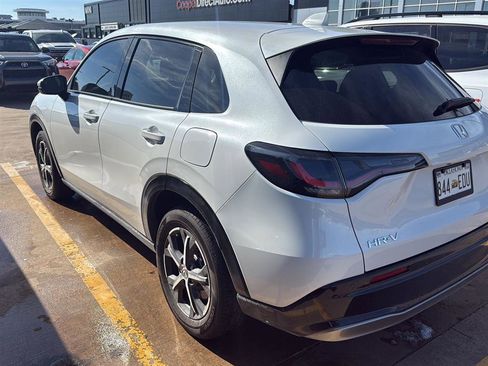 Used 2025 Honda HR-V EX-L image 7