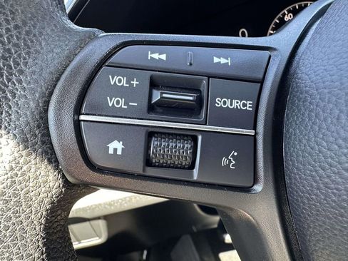 Used 2023 Honda CR-V EX image 17