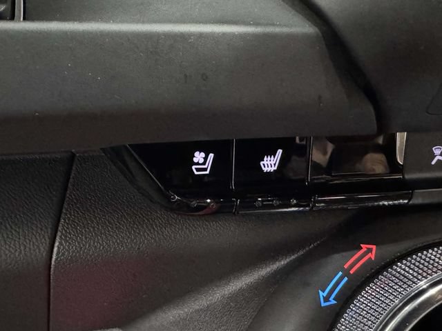 Used 2023 Chevrolet Camaro SS RWD image 33
