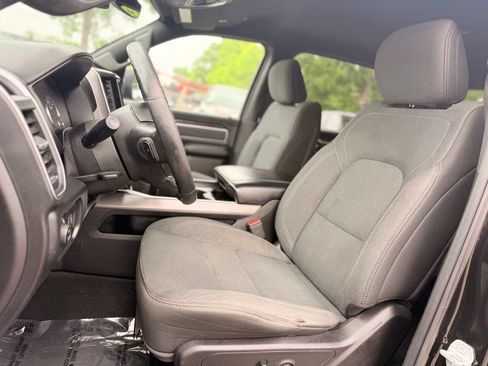 Used 2019 RAM 1500 Big Horn AWD/4WD image 12