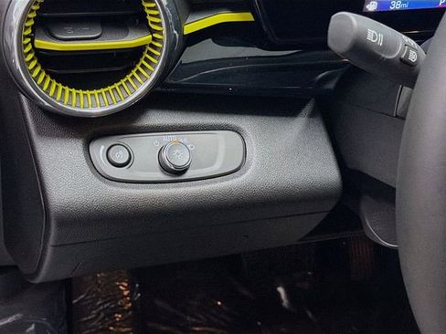 New 2026 Chevrolet Trax ACTIV w/ Driver Confidence Package image 13