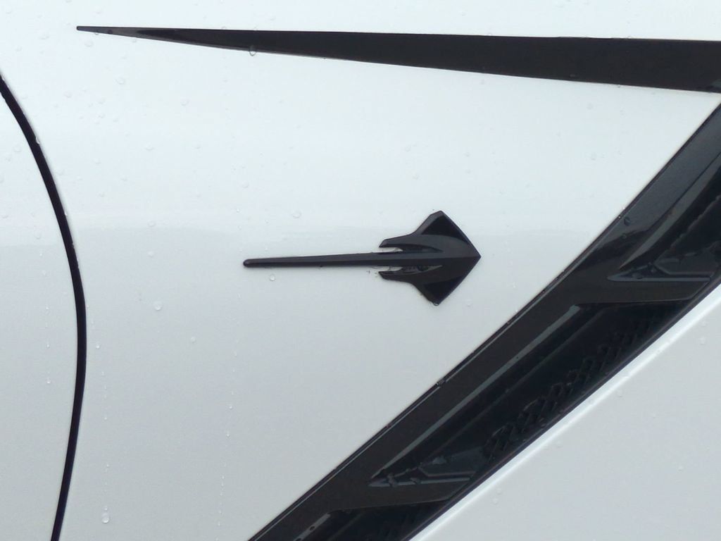 Certified 2015 Chevrolet Corvette Stingray Coupe RWD image 12