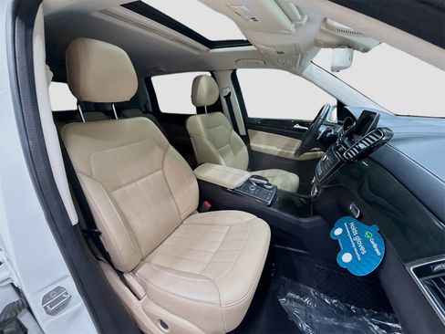 Used 2019 Mercedes-Benz GLS 450 4MATIC image 29