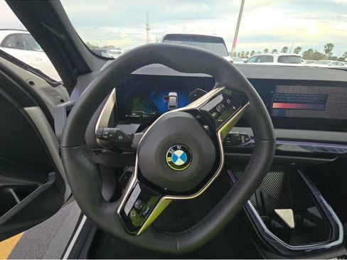 Used 2025 BMW X3 xDrive30i image 23