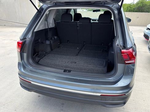 Used 2022 Volkswagen Tiguan S image 6