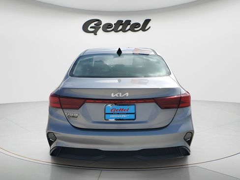 Used 2022 Kia Forte LXS FWD image 6