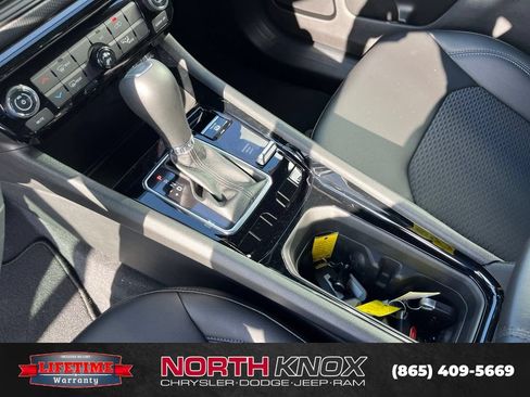 New 2026 Jeep Compass Latitude AWD/4WD image 10