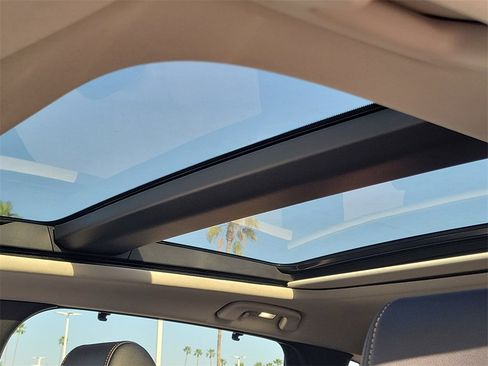 Used 2025 MAZDA CX-70 Plug-In Hybrid w/ Premium Pkg image 13